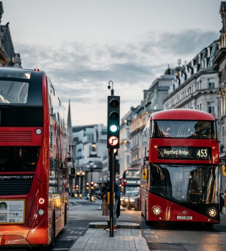 UK Universities Face Funding Crisis as Foreign Student Enrollment Declines